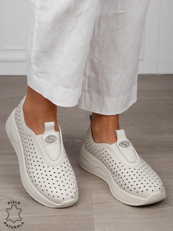 Pantofi Casual dama din Piele Naturala mici perforati CRL1542 BEJ - Img 2