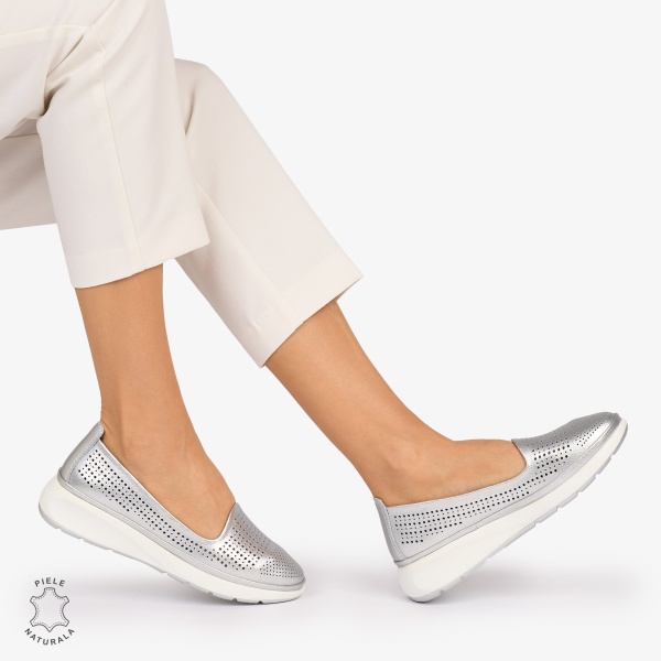 Balerini dama din Piele Naturala Perforata CRL1075 CULOARE: Argintiu - Img 4
