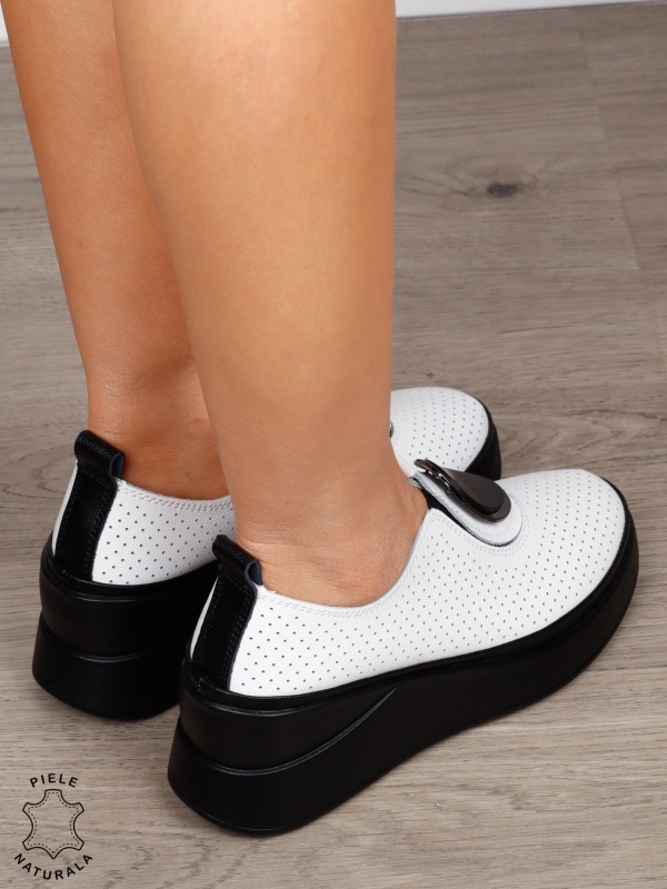 Pantofi damă din piele naturală model comod cu element decorativ frontal CRL1443 ALB - Img 3