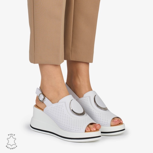 SANDALE Dama Piele Naturala CU TALPA INALTA SI ACCESORIU METALIC CRL1046 Culoare: ALB - Img 3