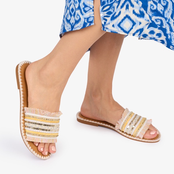 PAPUCI dama Piele ECOLOGICA CU strasuri stil Mexican CRL1013 Culoare: Bej - Img 3