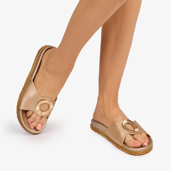 PAPUCI dama din Piele ECOLOGICA CU CATARAMA AURIE IN MIJLOC CRL1084 CULOARE: Auriu - Img 3