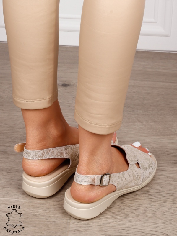 Sandale damă din piele naturală model modern cu imprimeu CRL1658 BEJ - Img 4