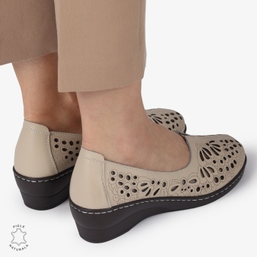 BALERINI dama din Piele naturala PERFORATA SLIP-ON CU TOC MIC CRL1362 BEJ - Img 4