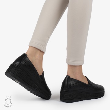 Pantofi Casual dama PERFORATI din Piele naturala CU DESIGN PE TALPA SLIP-ON CRL1337 NEGRU - Img 3