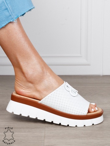 Papuci Damă din Piele Naturală cu Detalii Perforate și Talpă Groasă CRL1264 ALB - Img 3