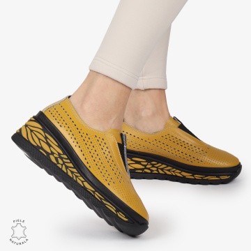 Pantofi Casual dama PERFORATI din Piele naturala CU DESIGN PE TALPA SLIP-ON CRL1338 MUSTAR - Img 2