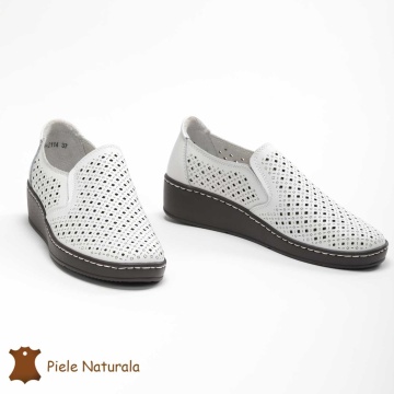 Pantofi Perforati dama din Piele Naturala cu mici perforatii CRL0193 ALB - Img 3