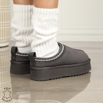PAPUCI DAMA TIP UG din PIELE NATURALA INTOARSA CRL1268 CULOARE: GRI INCHIS - Img 3