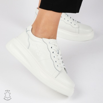Pantofii casual piele naturala CU SIRET SI MODEL LATERAL CRL1440 ALB