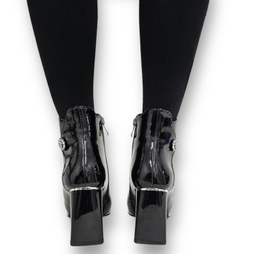 Botine DAMA Elegante din PIELE Ecologica Lacuita cu FERMOAR si Stras CRL0935 CULOARE: Negru - Img 5