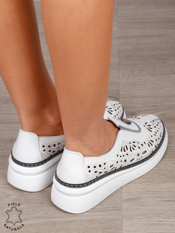 Pantofi Casual dama din Piele naturala cu model Perforat CRL1600 ALB - Img 3