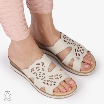 PAPUCI DAMA DIN PIELE NATURALA IMPRIMEU DECORATIV CRL1429 BEJ