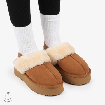 PAPUCI DAMA TIP UG din PIELE INTOARSA CU ELASTIC LA SPATE CRL1269 CULOARE: Camel - Img 2