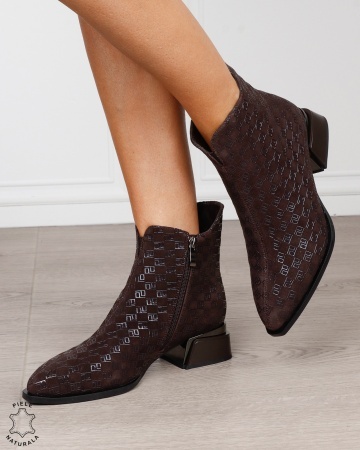 Botine damă din piele naturală întoarsă, cu model imprimat și detalii metalice CRL1884 CAFENIU - Img 4