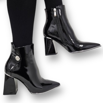 Botine DAMA Elegante din PIELE Ecologica Lacuita cu FERMOAR si Stras CRL0935 CULOARE: Negru - Img 2