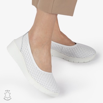 Balerini dama din Piele Naturala cu talpa groasa CRL01382 ALB