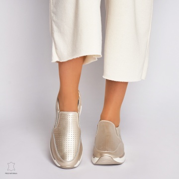 Pantofi casual de dama din piele naturala cu talpa platforma CRL0015 Auriu - Img 2