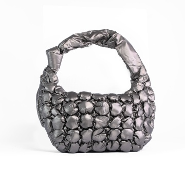 Geanta dama SEMI-LUNA matlasata din fas CRLM2661PEWTER