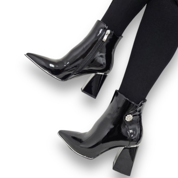 Botine DAMA Elegante din PIELE Ecologica Lacuita cu FERMOAR si Stras CRL0935 CULOARE: Negru - Img 3