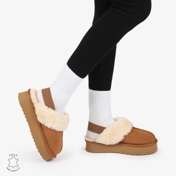PAPUCI DAMA TIP UG din PIELE INTOARSA CU ELASTIC LA SPATE CRL1269 CULOARE: Camel - Img 4