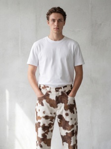Blugi straight fit cu imprimeu Cow Print - Img 4