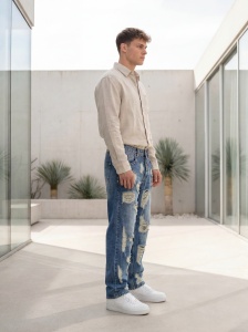 Blugi wide leg distressed cu aplicații strălucitoare - Img 4