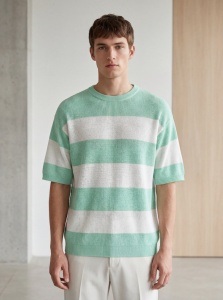 Tricou tricotat oversized în dungi verde mentă și crem