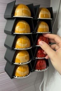 Suport perete capsule Nespresso Vertuo 10 buc - modular, fara gauri, banda inclusa