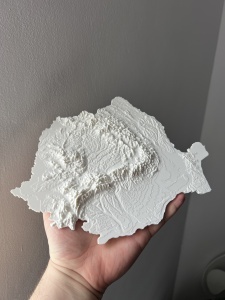 Hartă 3D România cu Carpați detaliati, vedere de aproape
