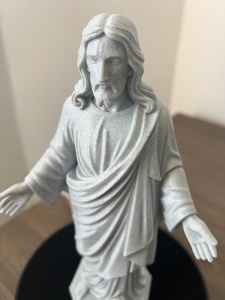 Statuetă Iisus Hristos efect marmură gri, vedere față