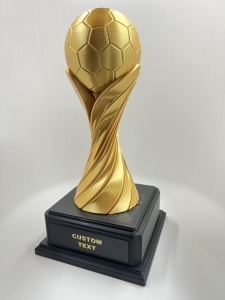 Cupă fotbal personalizată cu plăcuță gravată - fabricat în România