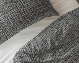 Set lenjerie de pat Sleeptime Pure din 100% bumbac, 240 x 220 cm, 2 fețe de pernă 60 x 70 cm, închidere cu capse, model Vintage, Antracit - Img 4