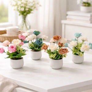 Aranjament Floral Artificial 25cm, cu Trandafiri în Ghiveci