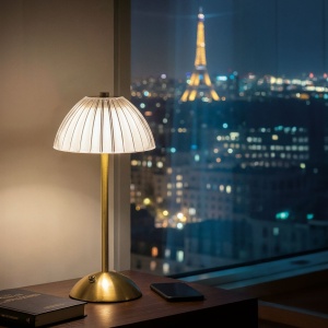 Lampa de masa - auriu - caldura reglabila, luminozitate - baterie USB