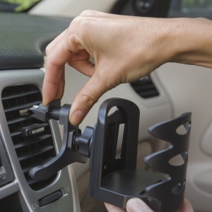 Suport de pahar auto în grila de ventilație - Img 4