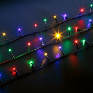 Ghirlandă luminoasă – 5 m – multicolor – 100 LED – 220–240 V – 6 W – cablu verde - Img 3