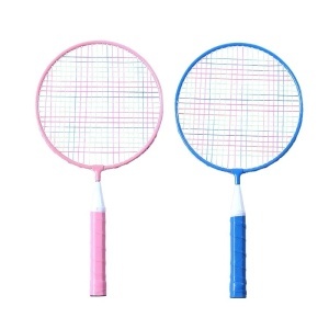 Palete Badminton 2/set cu 3 Fluturasi si o Minge 42cm, Diferite Culori - Img 2