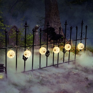 Șir luminos cu lampioane de Halloween - cu păianjeni, alb - 7,5 x 165 cm - 2 x baterii AA - Img 3