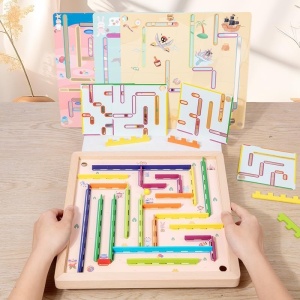 Joc Labirint Magnetic Multifunctional, cu 4 Desene pentru Copii, 29,5x29,5cm - Img 2