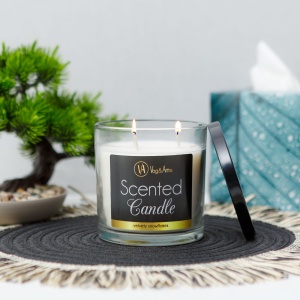 Lumânare parfumată - "Fulgi de nea catifelați" - 350 g