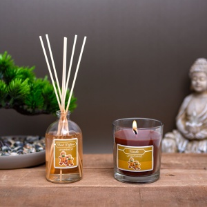 Set lumanare parfumata si parfum - turta dulce - 120 g + 100 ml