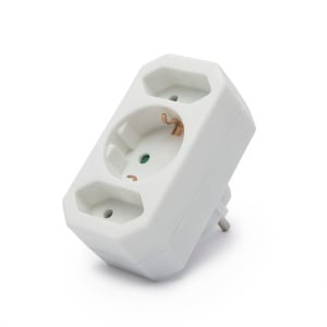 Adaptor de perete 1 + 2 prize - 250V - 16A