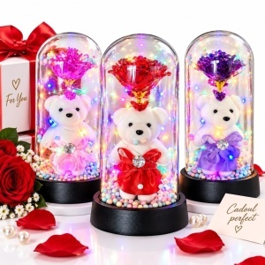 Trandafir Cristalizat 20x9.5cm cu Lumina LED Multicolor sub Cupola Transparenta, cu Ursulet Decorativ, Diferite Culori