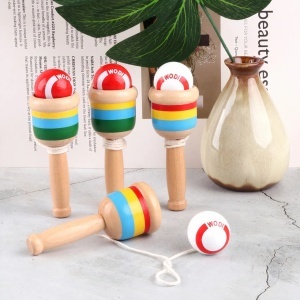 Kendama Mini din Lemn 9.5cm, cu Bilă pe Sfoară Diferite Culori