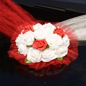 Decor masina pentru nunta cu trandafiri din spuma - Rosu