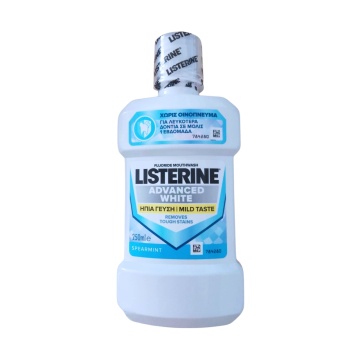 Apa de gura Listerine Advanced White, 250 ml [3164/1295]