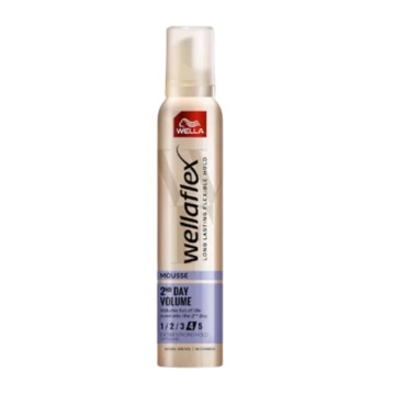 Spuma de par pentru volum Extra strong 2 Day Wellaflex Nr,4 200ml [4107]