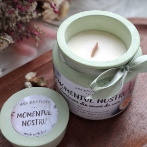 Lumânări parfumate în recipient de ceramică - Colecția ,,Arome de Iubire,, -"MOMENTUL NOSTRU"