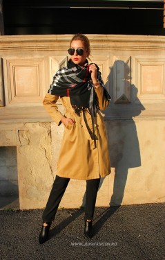 *Sal Esarfa Pashmina "British" Black Edition by jukafashion.ro cod PRM2